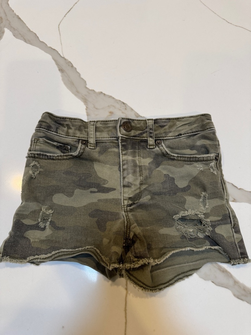 Girls GAP Camo Camo Stretch Jean Shorts - size 7